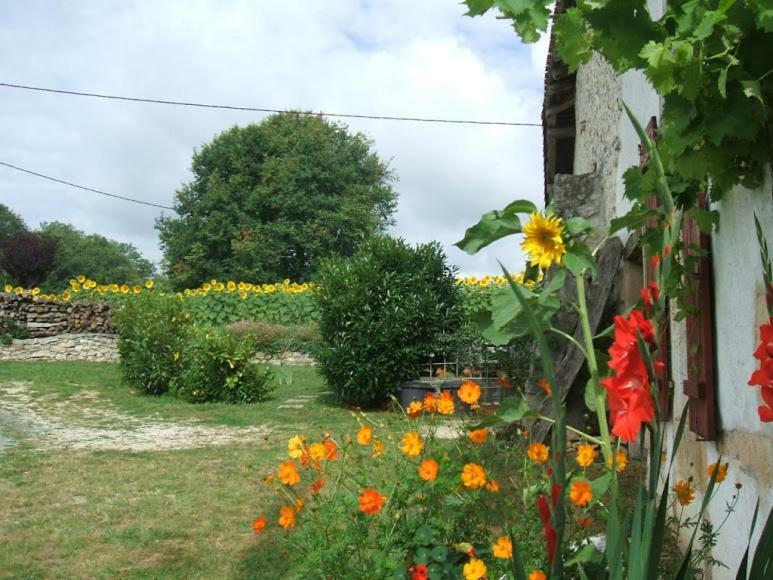 Gite Chez Marot Villa Varaignes Exterior photo